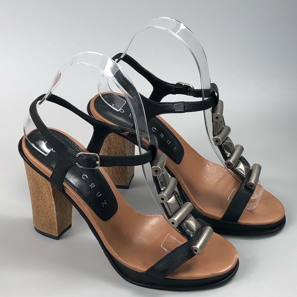 Lola Cruz Women’s Black Chunky Sandals Size 6 - Picture 1 of 15